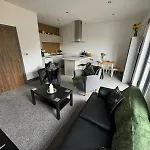 Quayside -2 Bedrooms - Sleeps 4 شقة *