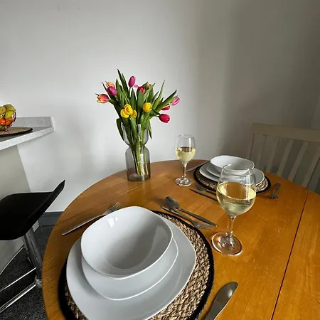Quayside -2 Bed Apartment