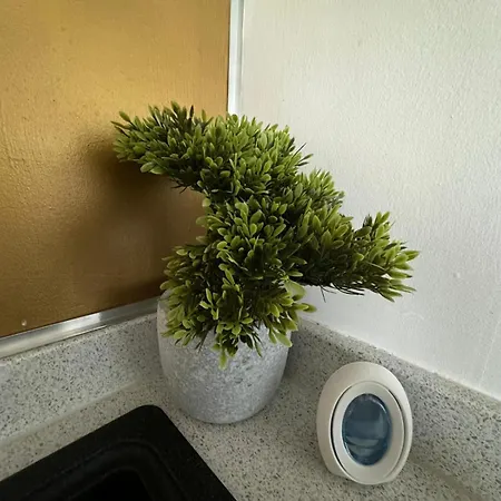 Quayside -2 Bedrooms - Sleeps 4 *